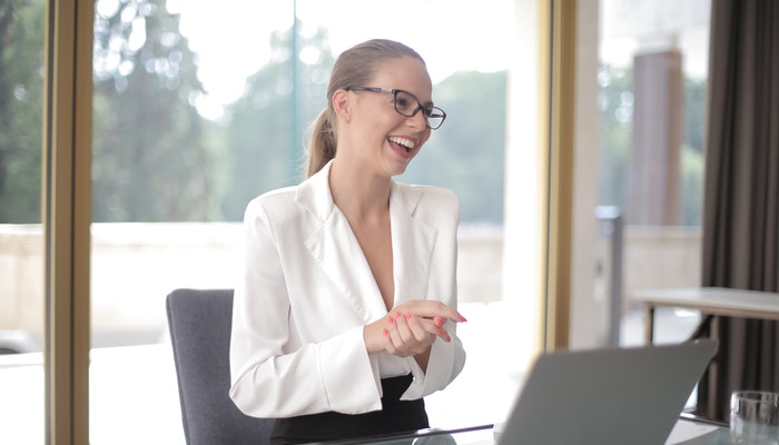¿Qué es el salario emocional y cómo influye en la felicidad laboral?